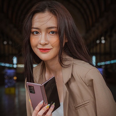 Samsung Galaxy Z Fold2 5G (Phiên bản mùa xuân)-3