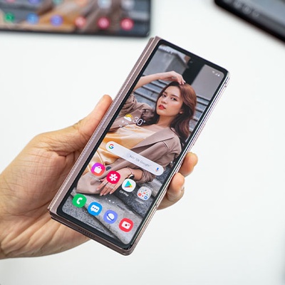 Samsung Galaxy Z Fold2 5G (Phiên bản mùa xuân)-8