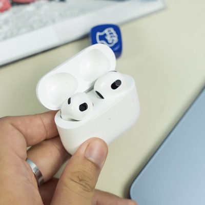 Tai nghe Bluetooth Apple AirPods 3 | Chính hãng Apple Việt Nam-4